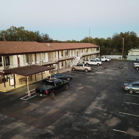 Executive Inn San Saba Экстерьер фото