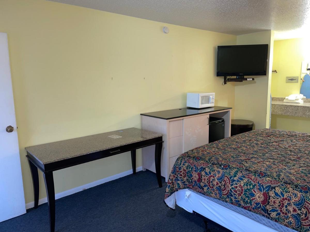 Executive Inn San Saba Экстерьер фото